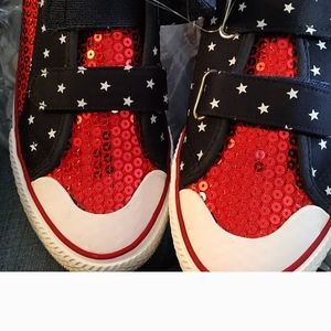 NWT size 8 super cute red white and blue shoes